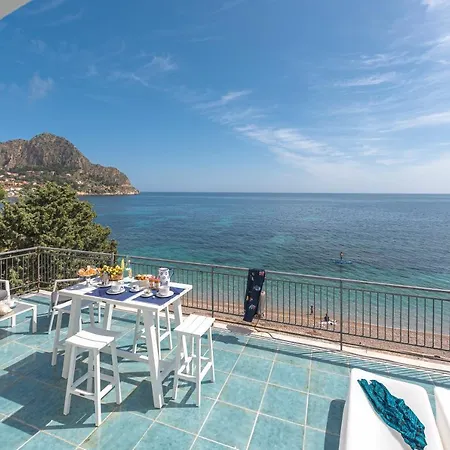 Dimore Di Mare - Beachfront Apartments Santa Flavia Exterior photo