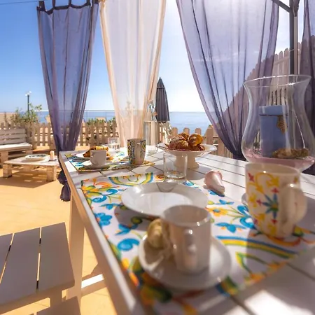 Dimore Di Mare - Beachfront Apartments Santa Flavia Exterior photo