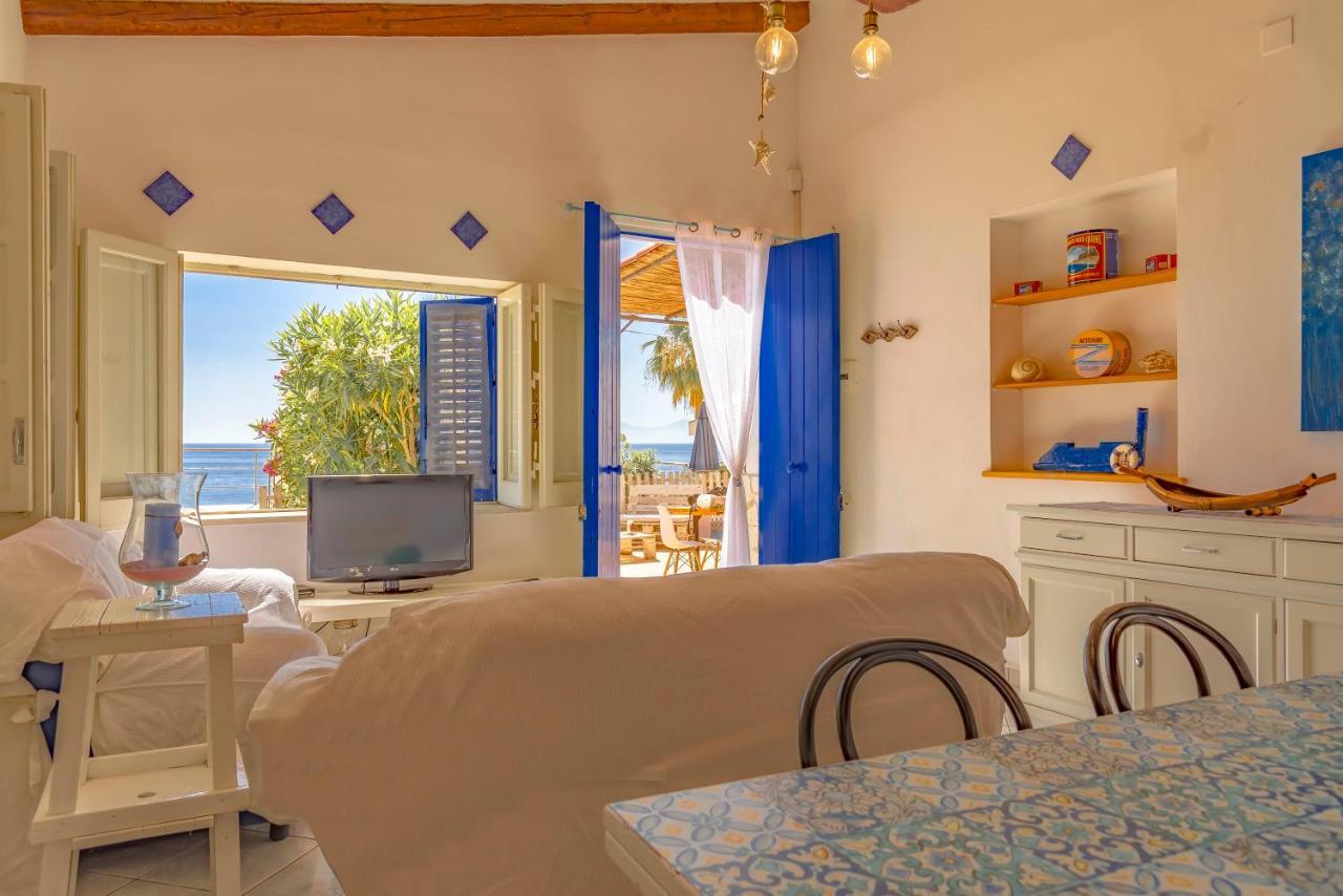 Holiday home Dimore Di Mare - Beachfront *
